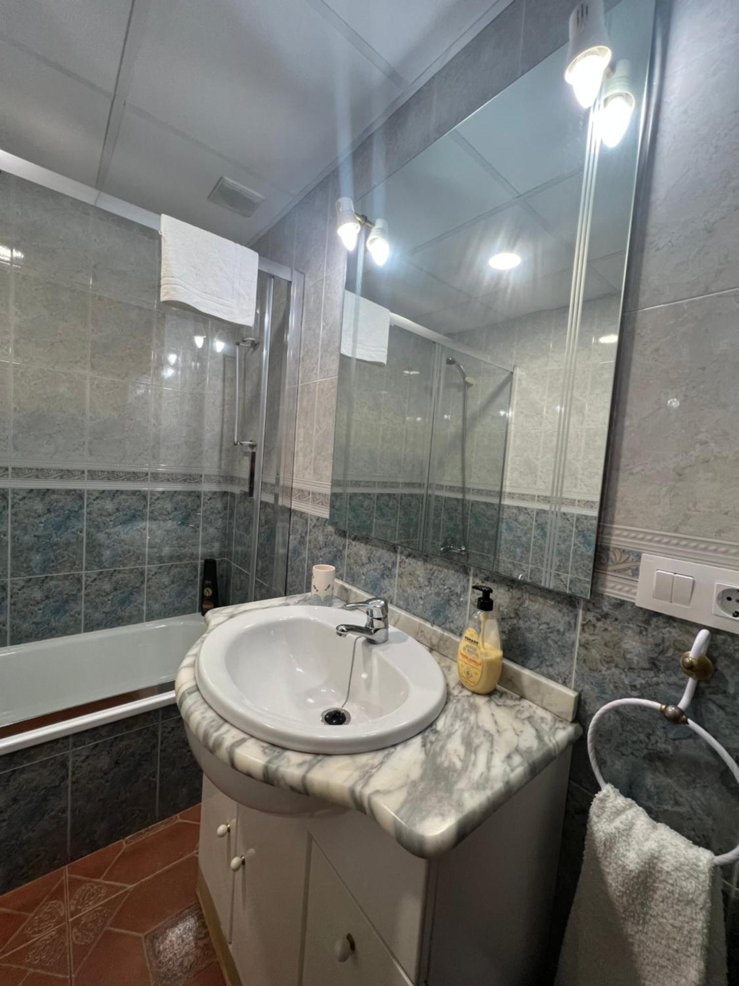 Apartamento La Muralla Kordoba Bagian luar foto
